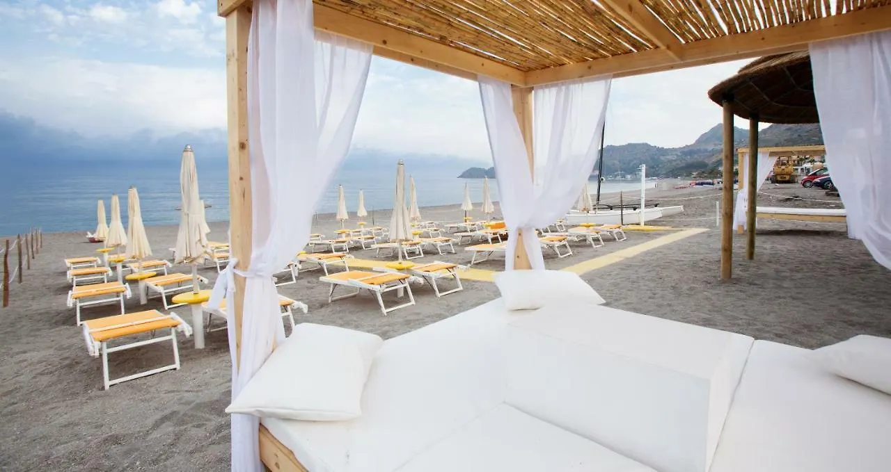 The Sea Rooms Letojanni Italy