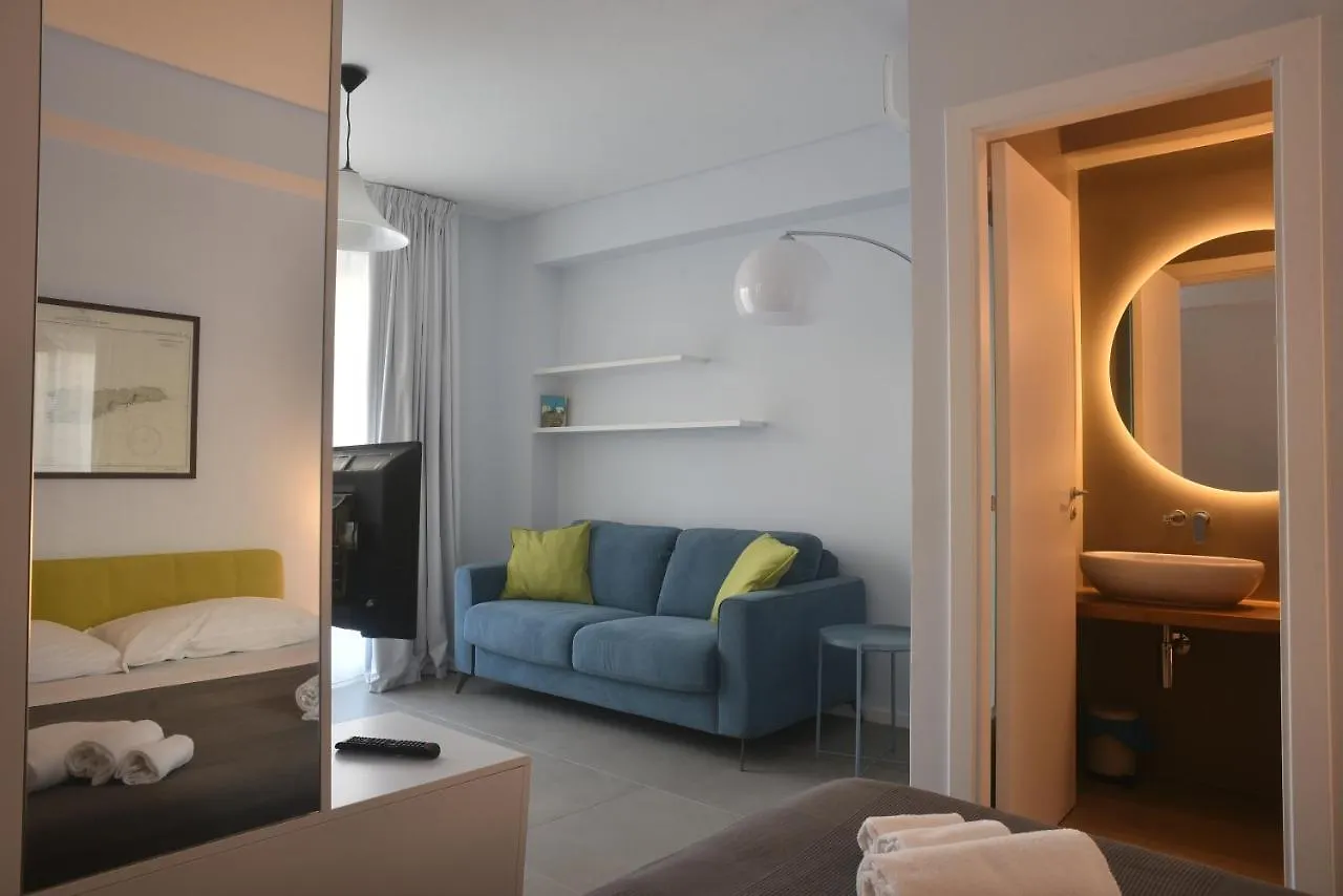 Holiday home The Sea Rooms Letojanni Italy
